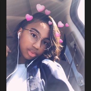 Meet your Posher, Deja